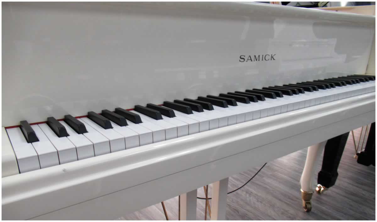samick baby grand piano